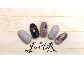 ツィードネイル