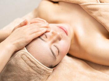 自然スタイル 新宿三丁目店/脂肪分解痩身毛穴洗浄コルギ小顔