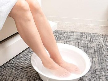 オングレース 東武百貨店池袋店の写真/手・足のトータルケアサロン♪乾燥が気になる季節に◎足先のエイジングケアで、素足になっても美しい足元へ