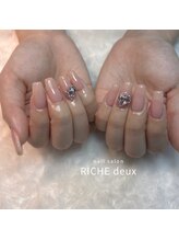 リッシュ ドゥ(RICHE deux)/ちゅるんなガーリーロングネイル