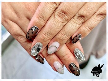 バニーラッシュ(Bunny Lash)/【持ち込みデザインネイル】