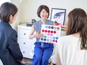 エーカラー(A-color)の写真/≪【ペア割】トータル診断＋メイク＆ファッションレッスン≫ペアでのご来店で通常価格よりお得にご案内◎