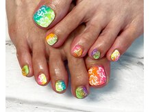 ミユビ(m-Ub)の雰囲気（おもいっきり夏！ハイビスカス人気です！）