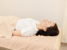 ピアーズ鍼灸整骨院の雰囲気（清潔な院内でリラックスして施術を受けていただけます。）