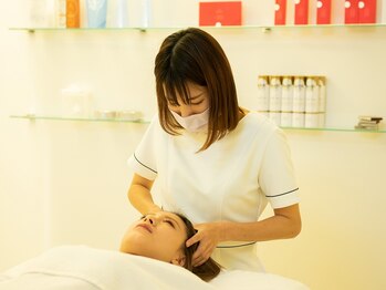 ゴエン(goen)/施術中
