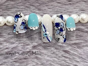 ミコ(Miko)/1月定額デザイン ¥8,800