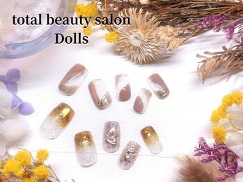 トータルビューティーサロン ドールズ(total beauty salon Dolls)の写真/スカルプや定額ネイルのアートが得意!!定額MENUでは豊富な種類のデザインをご用意☆持ち込みデザインOK◎