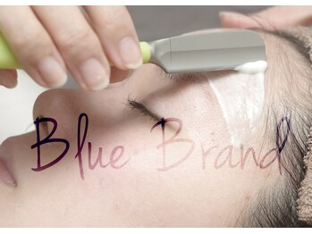 ブルーブランド(Blue Brand)の写真/【クレイで毛穴のつまりを吸着×ベテランによる癒しの本格シェービング】ワントーンUPした潤い陶器肌へ♪