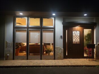 オリエンタルガーデン(Oriental Garden)/外観