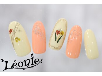 レオニー(Leonie)/フラワーネイル