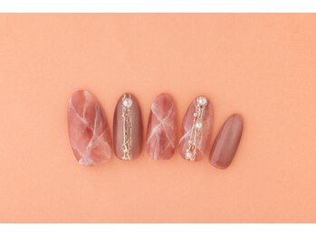 ヴァンネイル(VINGT NAIL nail&eye beauty)/くすみピンク×パール