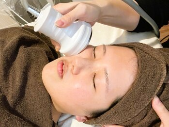 アンジェリオーラ(angeli aura)の写真/★満足度NO.1★『小顔にならない人はいない!』これ以上ない、最強の小顔メニュー誕生!【小顔キャビ矯正】