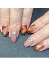 プールヴー☆オングル/べっ甲ネイル