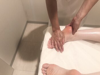 ポーラ ザ ビューティ ひたち野うしく店(POLA THE BEAUTY)/フッドマッサージ手順４