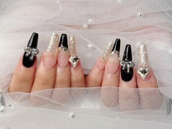 プティ アイビューティ 北浜店(peTiT eyebeauty)/黒フレンチ リボン ハート