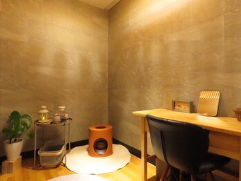 ヒロ(Hilo)/至福のひと時を完全個室で