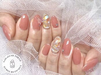 ネイルズガッシュ 溝の口店(NAILs GUSH)の写真/≪洗練されたシンプル可愛いデザインがいっぱい≫シンプルだけど存在感があるデザインで指先を彩る♪