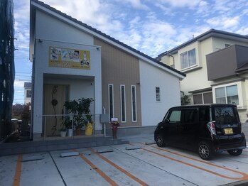 エステサロンメイ 美(MEI)/外観◆一階建ての白建て物です。