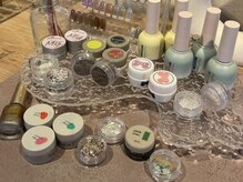 ネイルサロン エーナイン 札幌琴似店の雰囲気（カラー豊富！ぴったりのお色が見つかります♪）