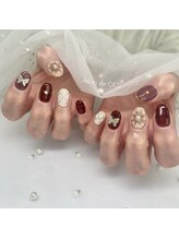 サロンドウイ(salon de OUI)/アンティークネイル