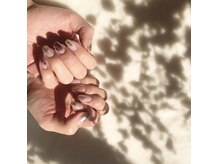 ネイルアンドアイラッシュ アヴィ(Nail and Eyelash A'vi)/ニュアンスネイル