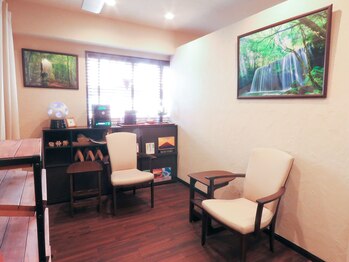 神楽坂矢来整骨院/神楽坂矢来整骨院の待合室