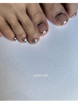 コンフィ(comfy)/ホログラムネイル