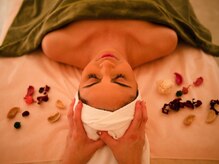 チャンダンエステ(Chandan ESTHE)