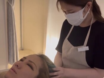 太陽と月、私と睡眠。の写真/ガチガチの首肩・脳疲労はお任せ◎プロの手技×温めで頭の芯からとろける休息を。極上のドライヘッドスパ★