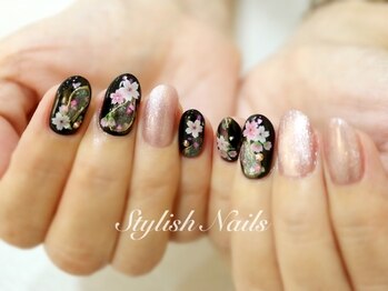 ネイルサロンネイルスクール神戸スタイリッシュネイルズ/和風な桜ネイルブラックカラー