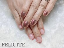 フェリシテ(FELICITE)/