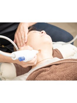 ホウレイ線・たるみ改善！予防ケア