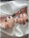 大人可愛いカジュアルMIXネイル