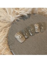リリーネイル(Lilly nail)/ダルメシアンネイル