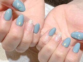 くすみブルーネイル