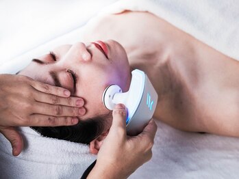 ケー カラー(K.calla)の写真/【鏡を見るたび嬉しくなる】温熱×深層ケアで劇的小顔体験！