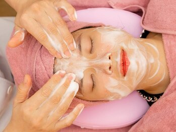 リームサロン 池袋店(LYYM SALON)の写真/【毛穴の黒ずみをごっそり毛穴洗浄！】毛穴のザラ月や角質ケアでお悩みの方に◎毛穴レスの素肌美人へ♪
