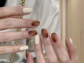 4本べっ甲ネイル