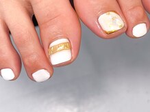 モルフォ 千駄ヶ谷(Morpho)/ホワイト×ゴールド！夏フット♪