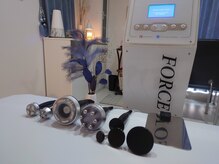 《ボディ》人気No.1のマシンでフェイシャル＆ボディ！スッキリ。