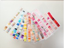 エムズネイル 福井店/カラーチャートは400色以上