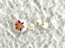 ルル ソレイユ(LouLou Soleil)/フラワー　フットネイル