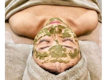 ゴータスディグラシア(Gotas de gracia)/Softハーブピールフェイシャル