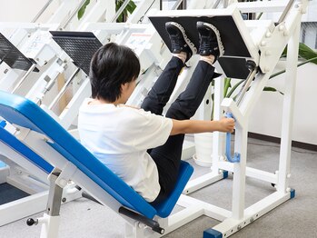 ホグレルスペース 本町店/