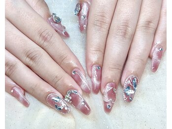 ヘブン ネイル 鶯谷(HEAVEN Nail)/上品で優しいデザイン