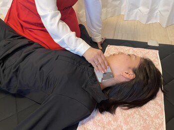 ヨサパーク ミリミリ 神戸岡本店(YOSA PARK mili mili)の写真/【むくみ・たるみ改善して小顔へ】深部リンパを流してリフトアップ&ツヤ肌へと導きます♪