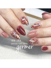 ワンカラーにラメでアクセント☆