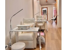 はあとねいる嵯峨 丸太町店の雰囲気(リクライニングソファでゆったりお過ごしいただけます♪)