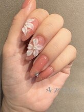アピュ(APUU)/花ネイル
