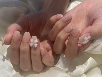 ちゅるんリボンネイル